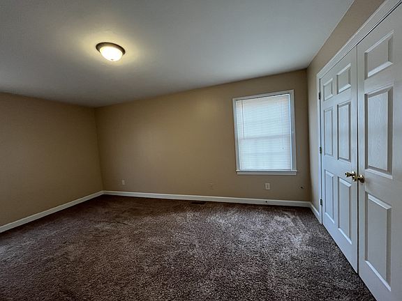 5th image of 220 Hickory Trl #1
