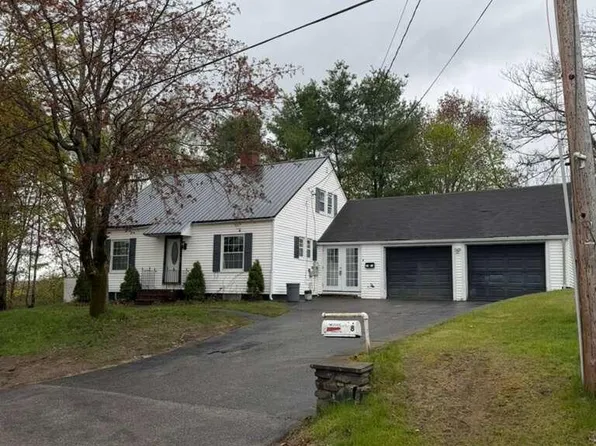 8 Free Street, Jay, ME 04239