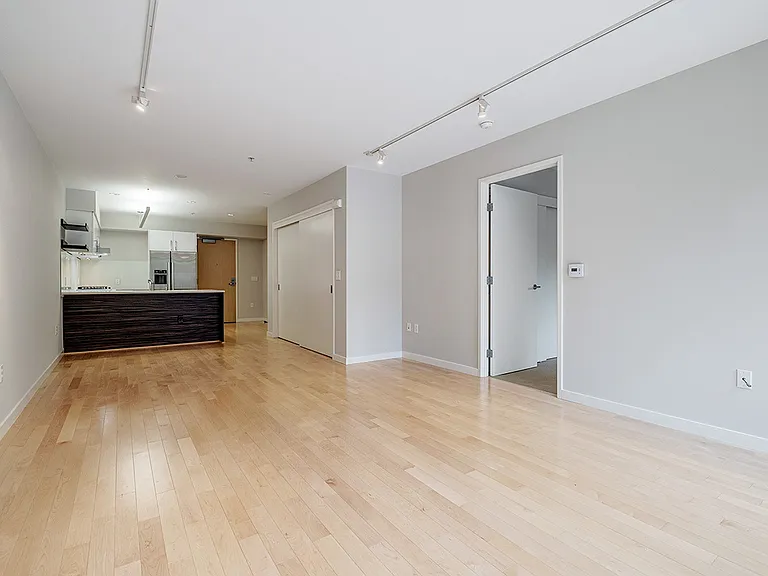 1840 Washington St #202 — Photo 15