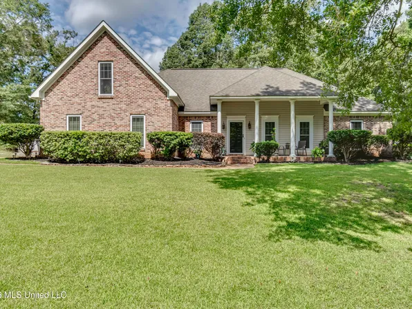 105 Stigler Rosa Dr, Florence, MS 39073