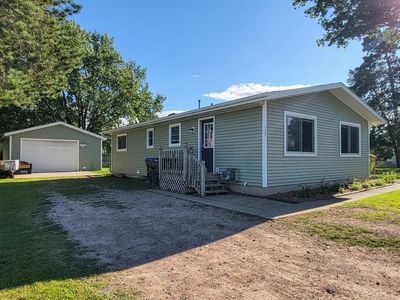 309 E Ann St, Weyauwega, WI, 54983