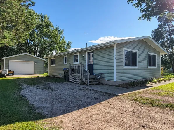 309 E Ann St, Weyauwega, WI 54983
