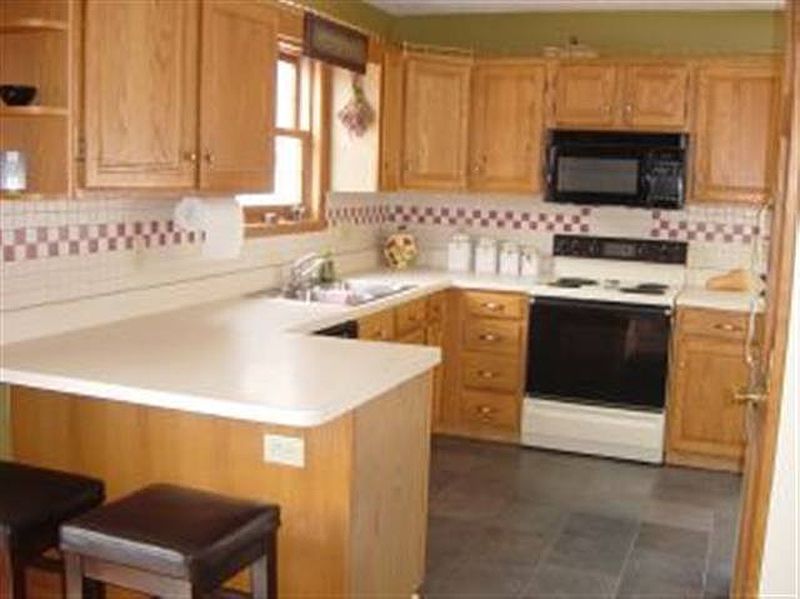 5th image of 6414 PETERS Lane