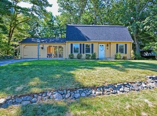 11 Overlook Dr E, Framingham, MA 01701