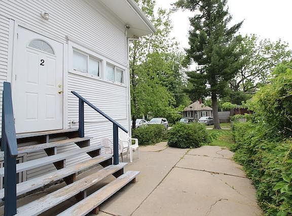 2nd image of 2125 South St
