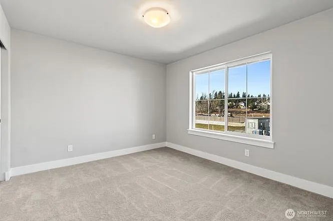 15619 SE 257th Ct — Photo 2