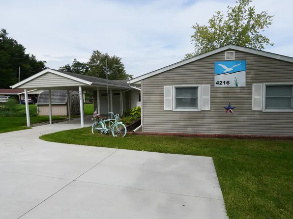 4216 W Hallett Rd, Hillsdale, MI 49242