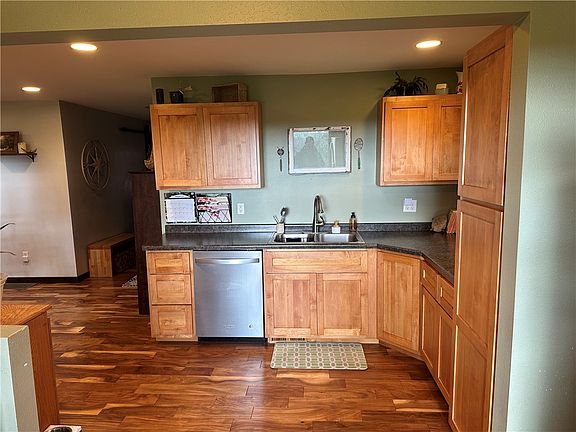 5th image of 12172 N Hixton Levis Road