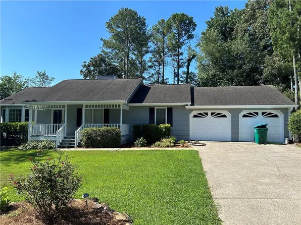 238 Cherokee Village Dr, Ball Ground, GA 30107