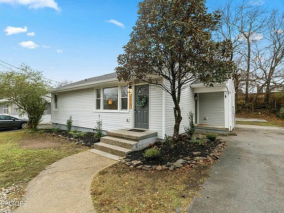 2nd image of 2417 Upland Ave