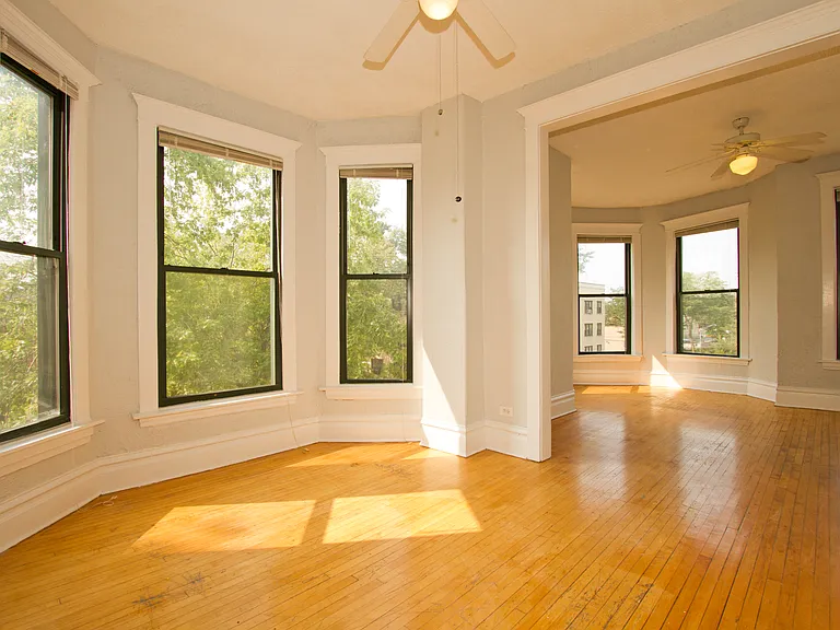 1701 N Albany Ave #3F — Photo 5