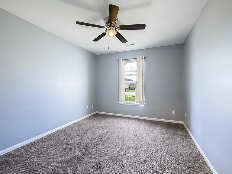 2307 E Sycamore St — Photo 8