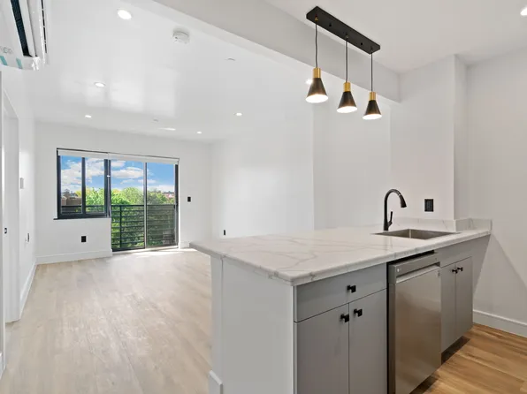 35-64 85th St #3C, Jackson Heights, NY 11372