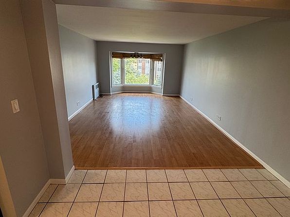 2500 Archbury Ln APT 3H