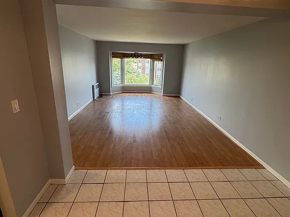 2500 Archbury Ln APT 3H, Park Ridge, IL 60068