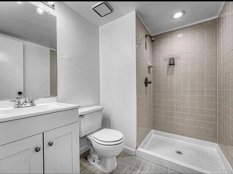 4240 S Ireland St — Photo 6
