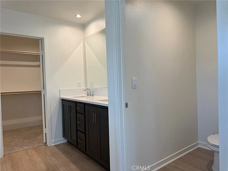 6331 Sierra Vista Ln — Photo 11