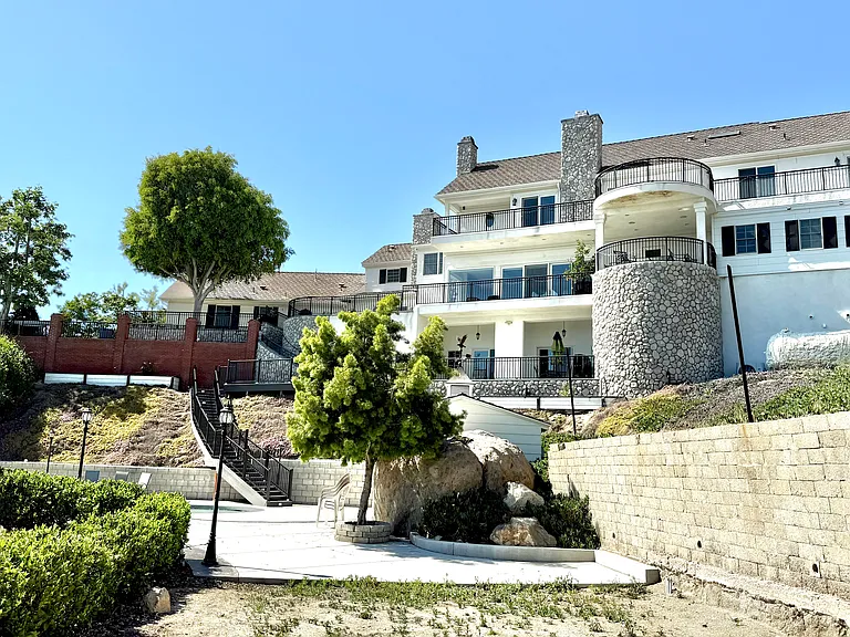 9589 Alto Dr — Photo 1
