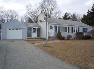 56 Juniper Dr, Springfield, MA 01119