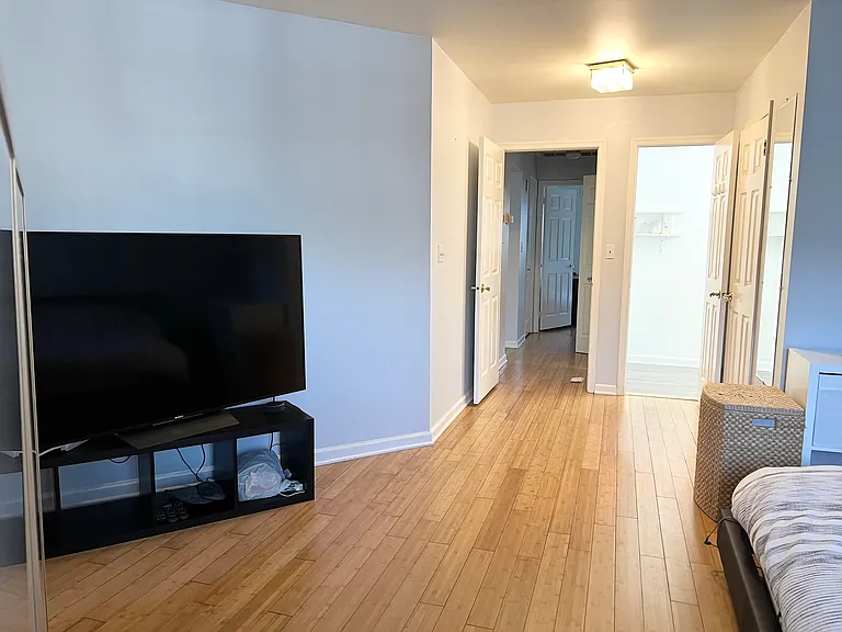 1484 Westgate Dr — Photo 7