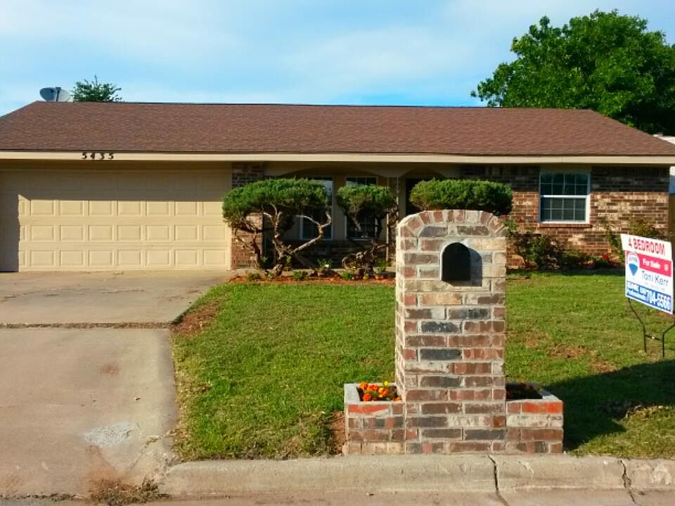 1st image of 5435 NW Cottonwood Dr