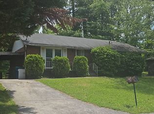 2910 Carriage Ln, College Park, GA 30349