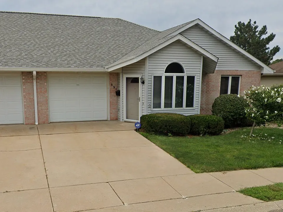 991 Hope Dr