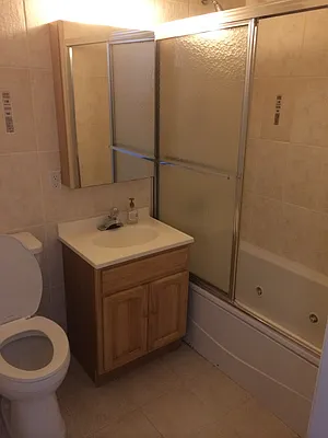 Rented by DAXS LLC | media 22