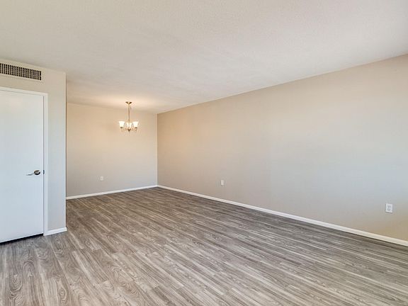 3rd image of 12622 N 105th Ave