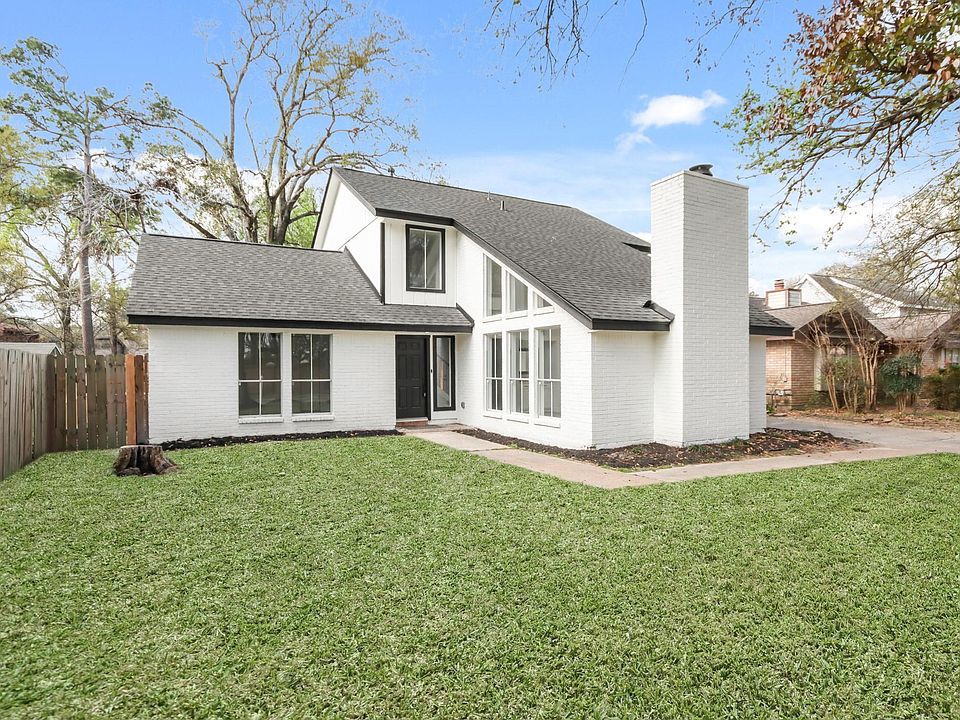 1st image of 19431 Enchanted Oaks Dr