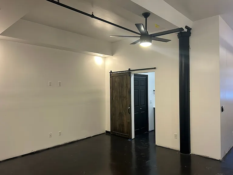 24 Beacon St — Photo 10