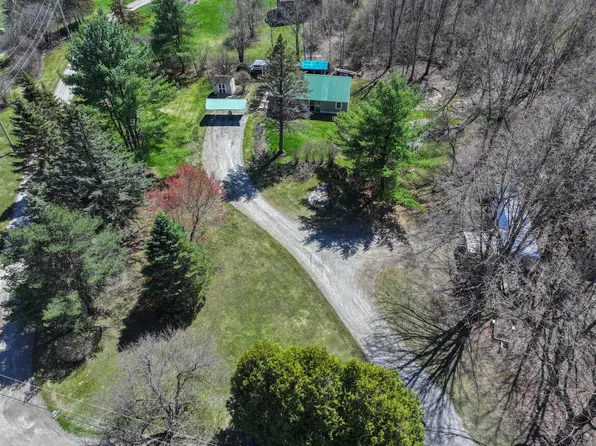 168 Place Road West, Hinesburg, VT 05461