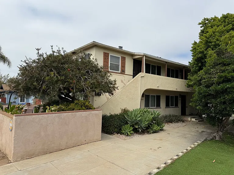 4964-4970 W Point Loma Blvd — Photo 6