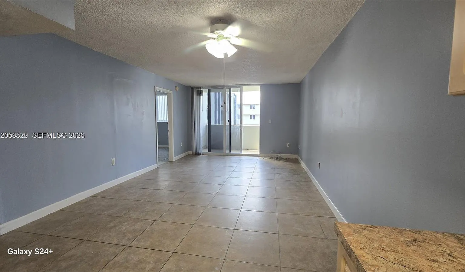 Samari Lake East Condo — Photo 3