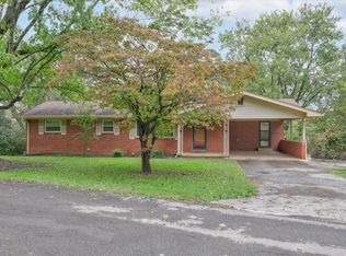 2903 McNutt Ave, Maryville, TN 37804