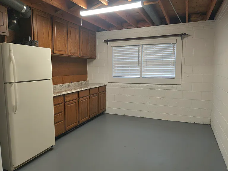 307 Jade Ct NW — Photo 30