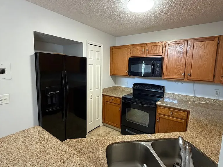 949 Bird Bay Ct #201 — Photo 6