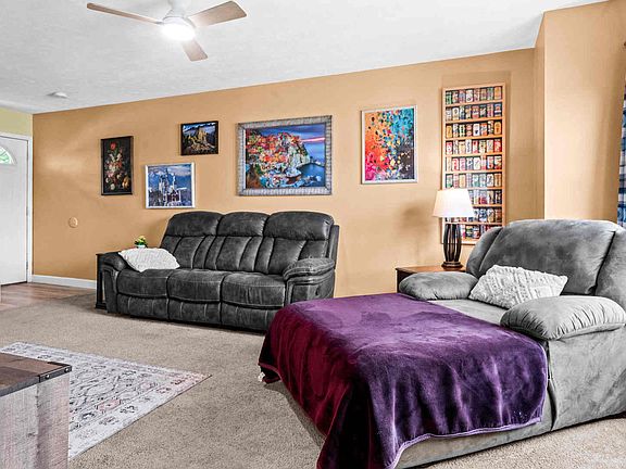 5th image of 1536 Hunt Dr APT A