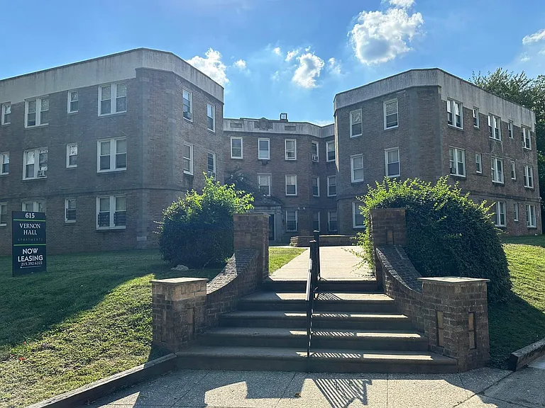 617 Vernon Rd #B02 — Photo 13