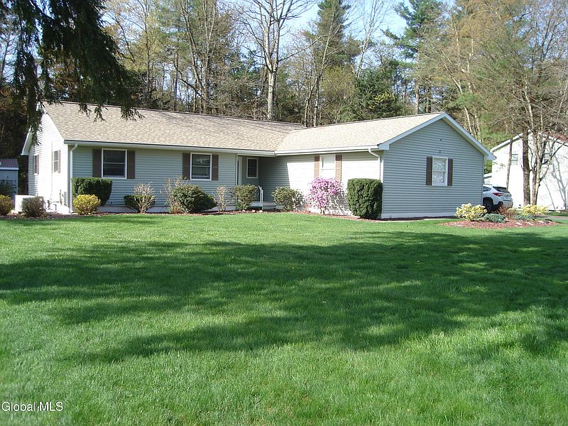 2nd image of 12 Muriel Lane