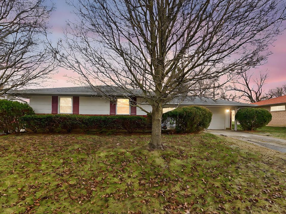 1st image of 1638 Parkinson Dr