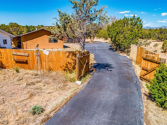 5th image of 306 Potrillo Dr
