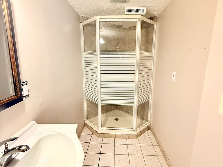 14660 Superior Rd — Photo 19
