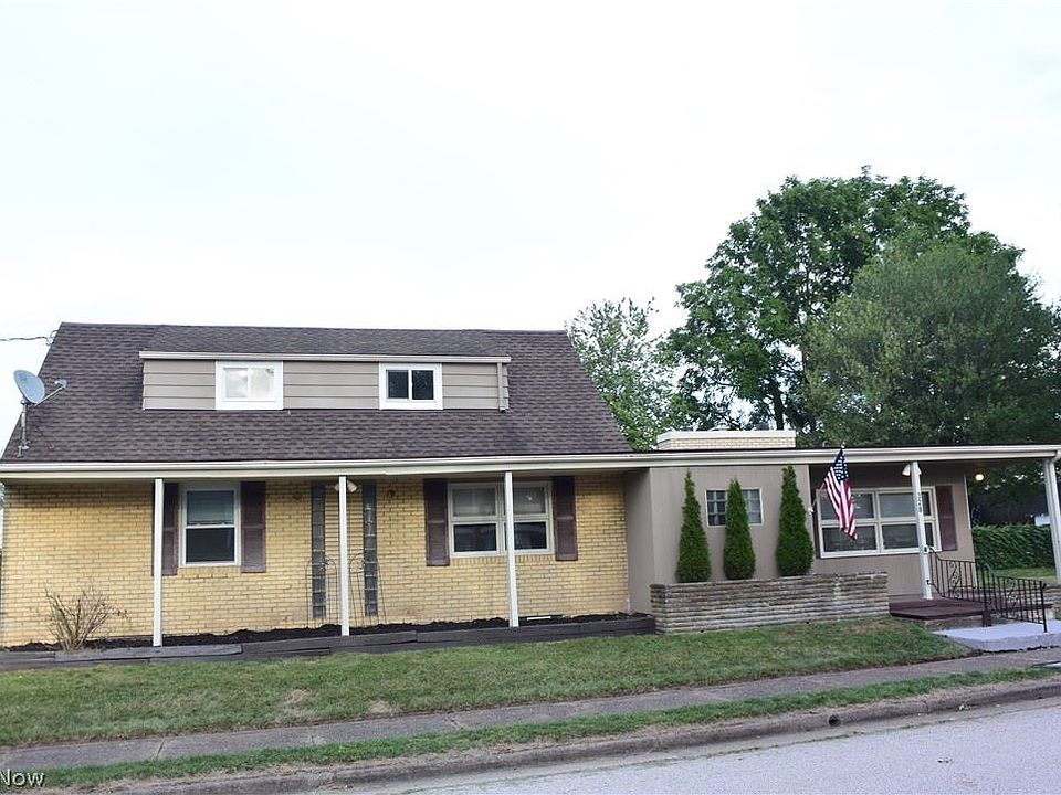 1st image of 328 Viking St NW