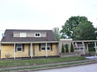 328 Viking St NW, North Canton, OH 44720