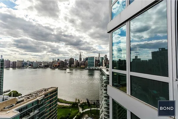 Rented by Bond New York | media 4