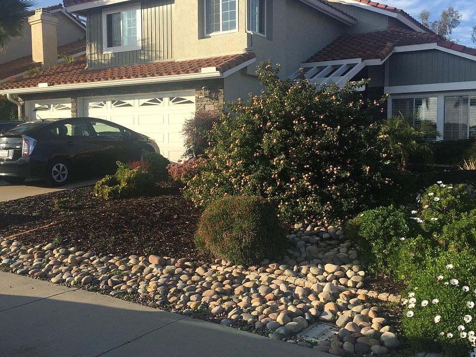 2nd image of 2756 Avalon Ave