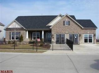 101 Scenic Dr, Saint Peters, MO 63376