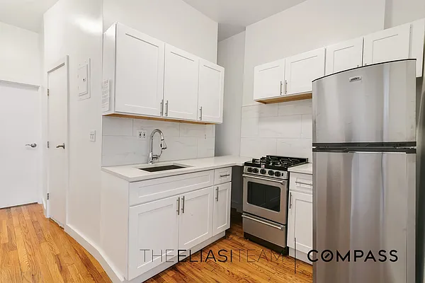 Rented by Compass | media 14