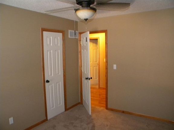 4th image of 550 Hithergreen Dr